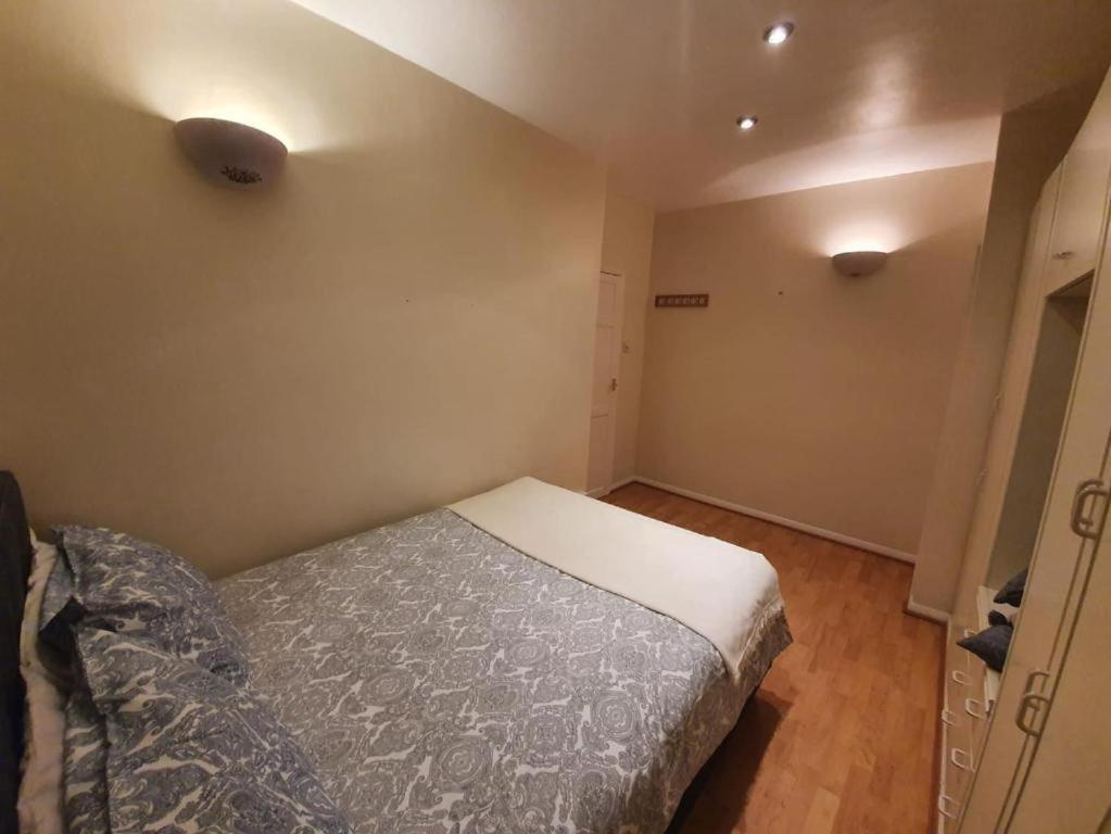 Sav Apartments Watford Watford  Bagian luar foto
