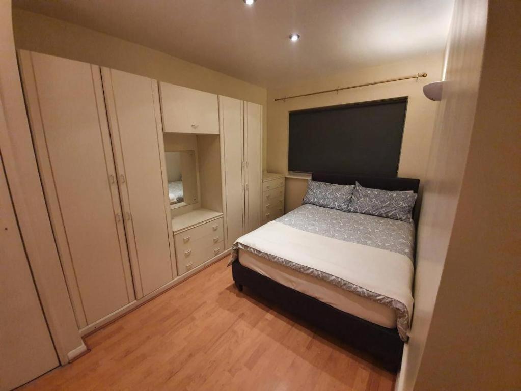 Sav Apartments Watford Watford  Bagian luar foto